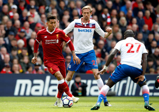 比赛受伤而 比赛受伤而